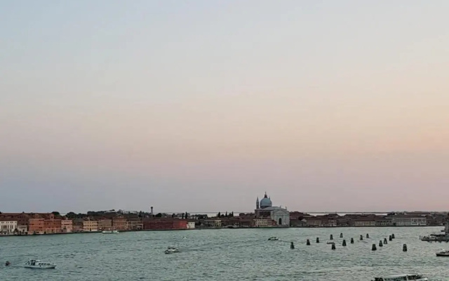 Angela di Venezia House
