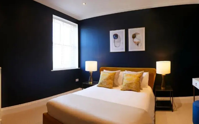 The Salisbury - Luxury Apartments