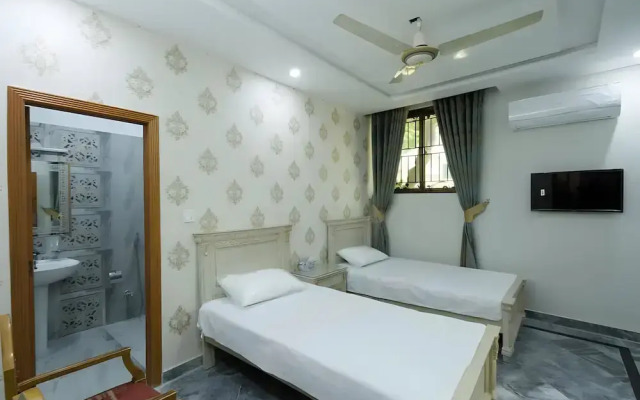 Midway Guest House and Hotel
