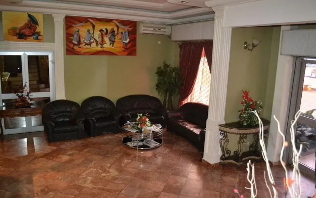 Le Luxtral Hôtel