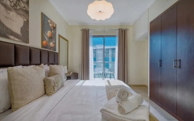 GLOBALSTAY The Residences Tower 8