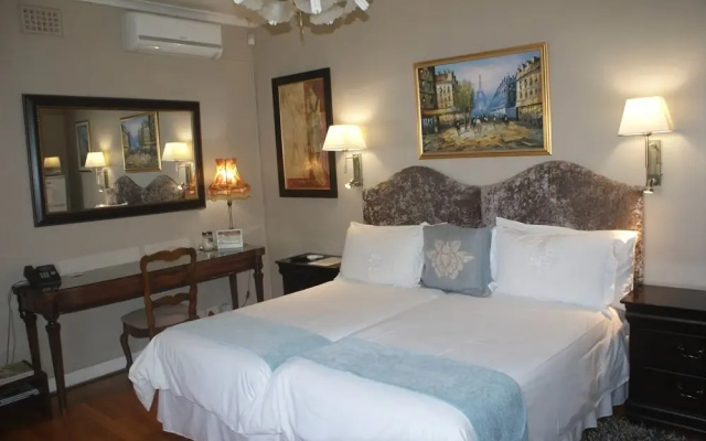 Forest Drive Lodge