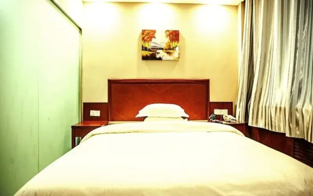 GreenTree Inn Xinjiang Uygur Autonomous Region Korla Bazhou Bus Terminal Beishan Road Express Hotel