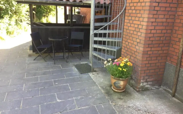 Selvbetjent lejlighed i centrum ved åen