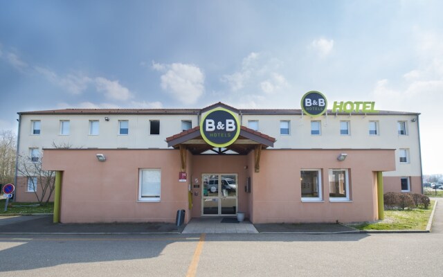 Отель B&B Hôtel Auxerre Monéteau вид на фасад