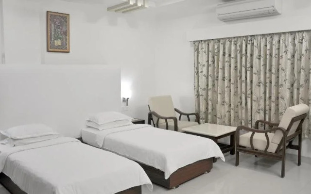 Hotel Grand Arya