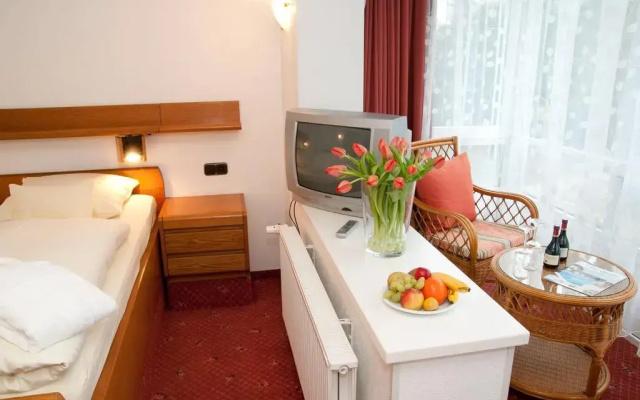 Kur- und Kneipphotel Zum Goldenen Hirsch