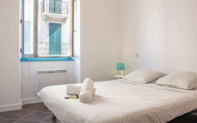 Cozy Apartment For 5 - 400m to Grande Plage
