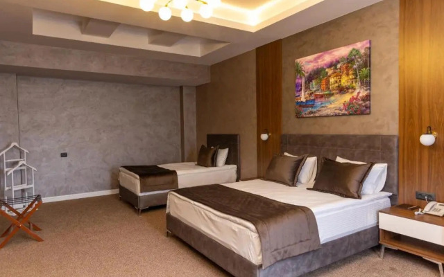 Leon Hotel and Spa Ganja