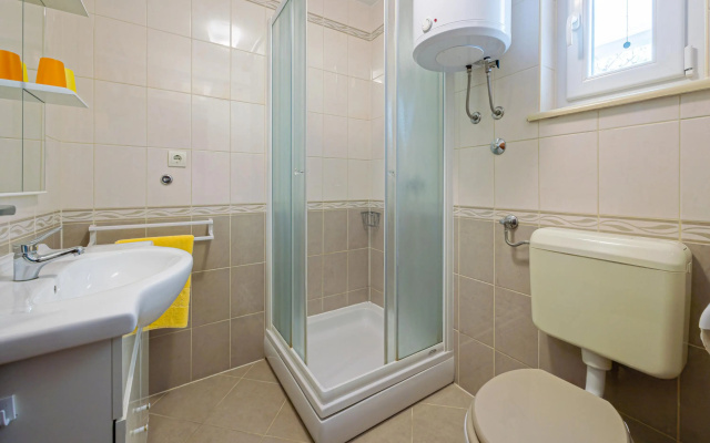 Apartment Vera in Okrug Gornji (Ciovo)