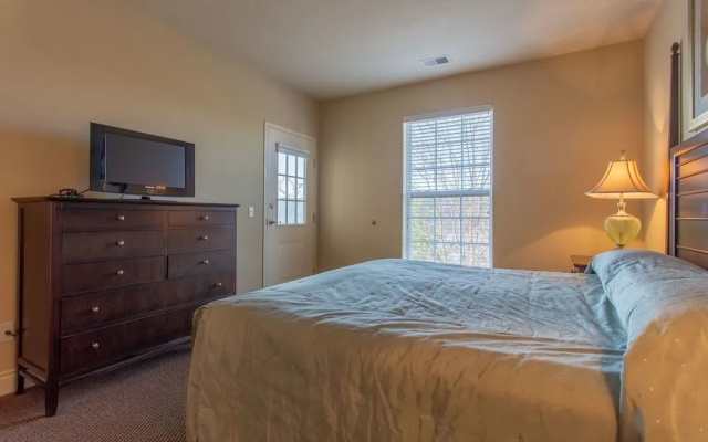 Great Gatsby 2 Bedrooms 2 Bathrooms Condo