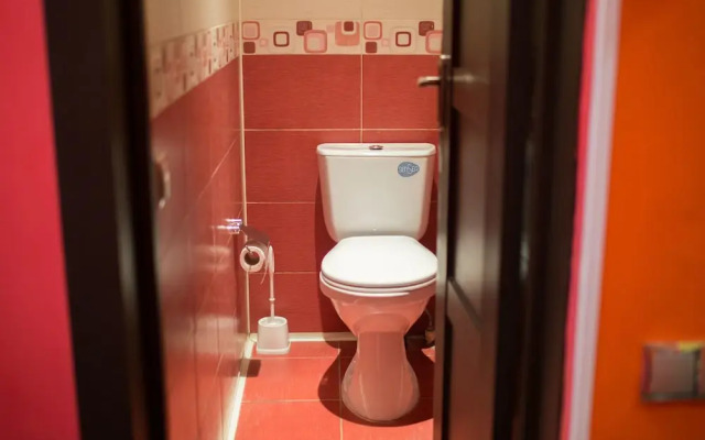 Red Hostel - Adults Only
