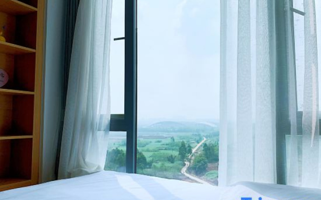 Muning morning hotel (Tianfu Yixinhu Metro Station)