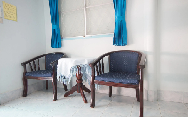 Cha-Am Little Shop & Resort