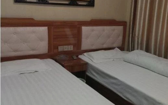 Fenghua Inn