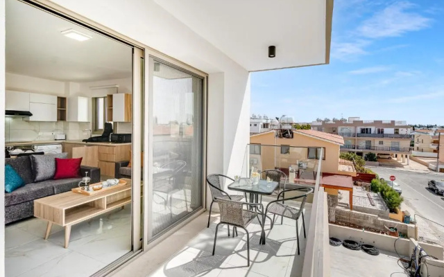 Adolina One Bedroom Apartment 304 by Ezoria