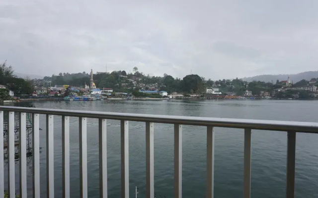 Siantar Hotel Parapat