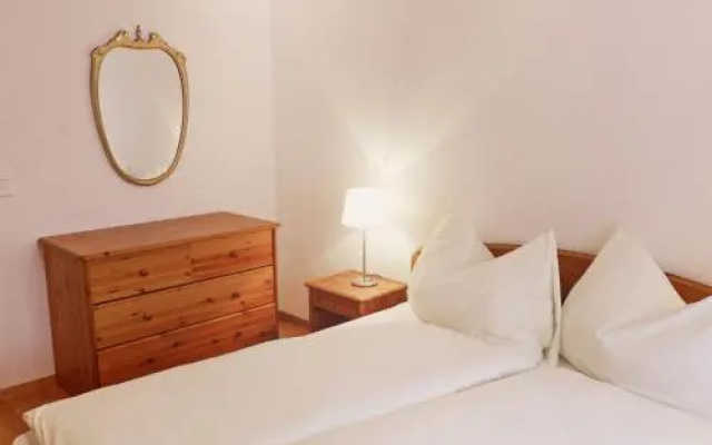 Apartment Chesa Sur Val 22