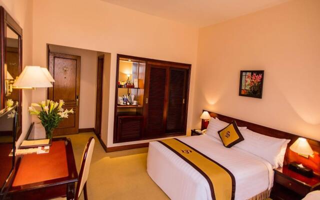 De Syloia Hotel комната для гостей