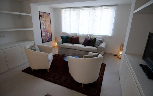 Pvh Charming Flats Janackovo