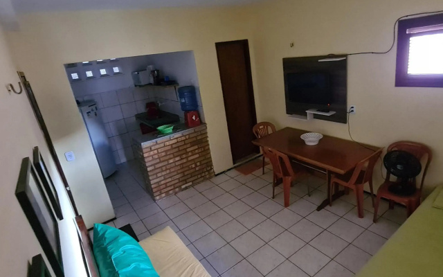 Apartamento 06 - na Praia do Futuro com piscina.