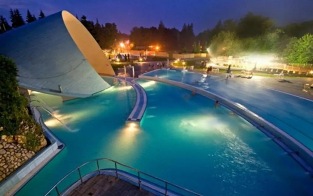 Alfa Hotel és Wellness Centrum La Fiesta Étterem