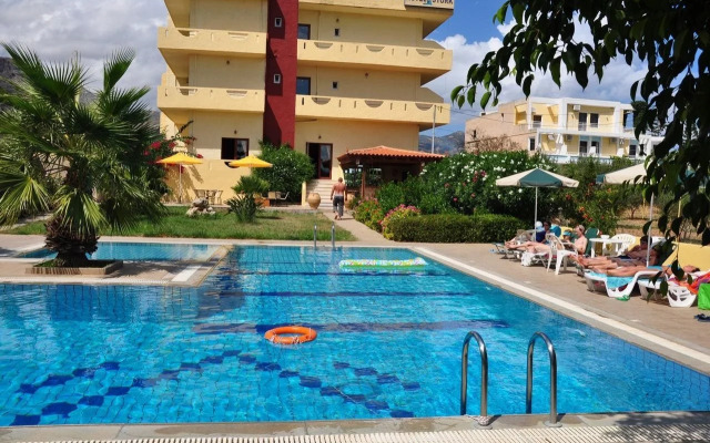 Stork Hotel