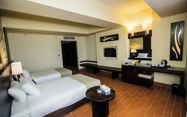 La Rosa Boho Aquapark Hotel