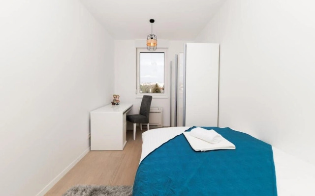 Central Vibes by Belmont Realty