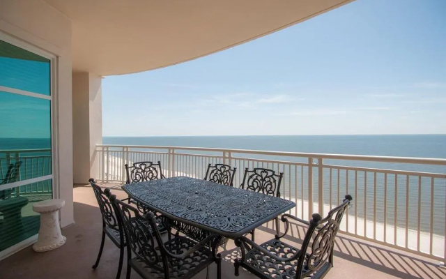 Legacy I 1403 Penthouse