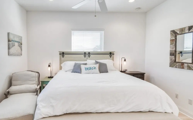Johnson Beach Way - 4 Br Home