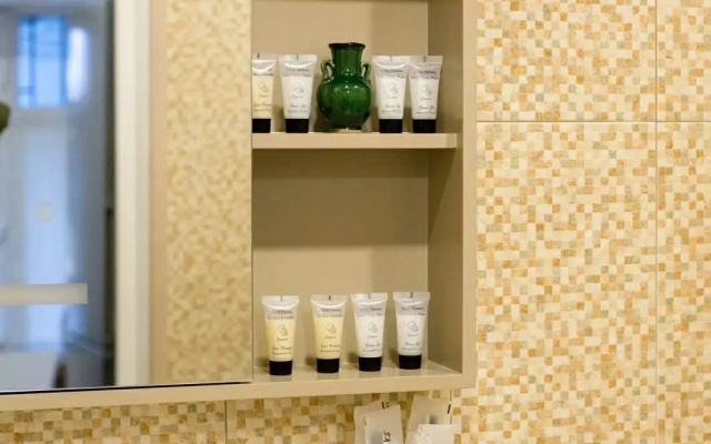Bathroom · Tbilisi — photo 25
