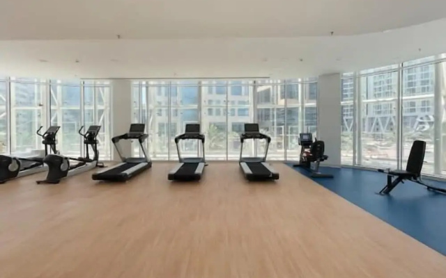 Silkhaus Canal Views Gorgeous 1BR Pool Access