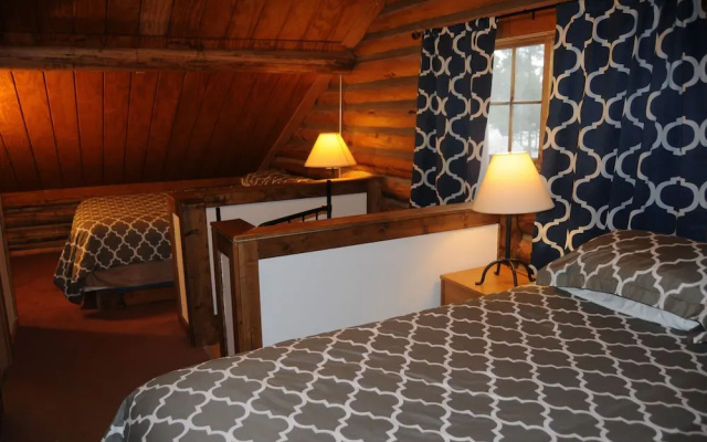 Yellowstone Motel - Adults Only