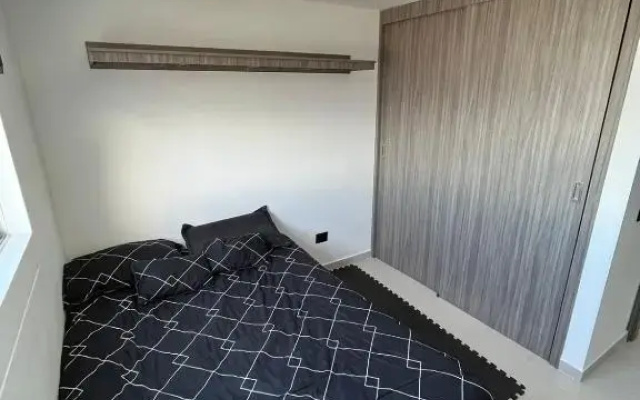 Habitación Auxiliar en Apto Compartido piso 26