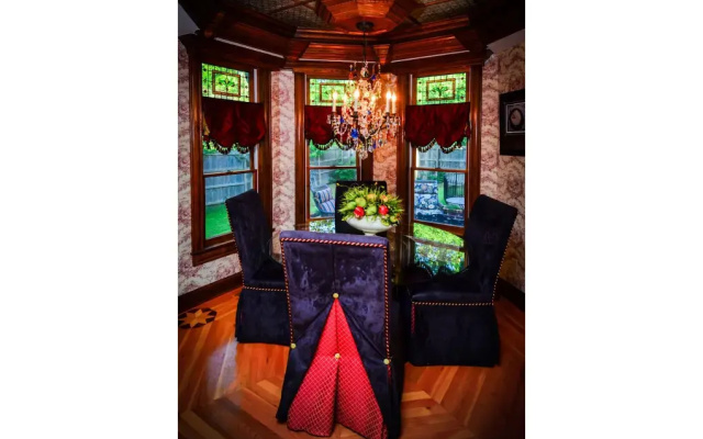 The Victoria B & B