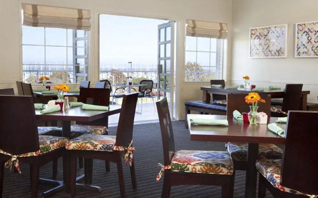 Inn at Oyster Point