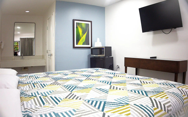 Rodeway Inn