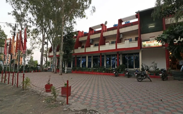 OYO 22889 Hotel Shree Ji