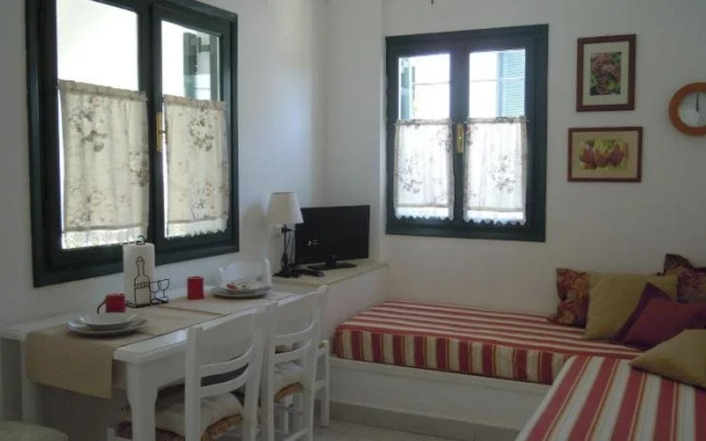 Palemilos Apartments