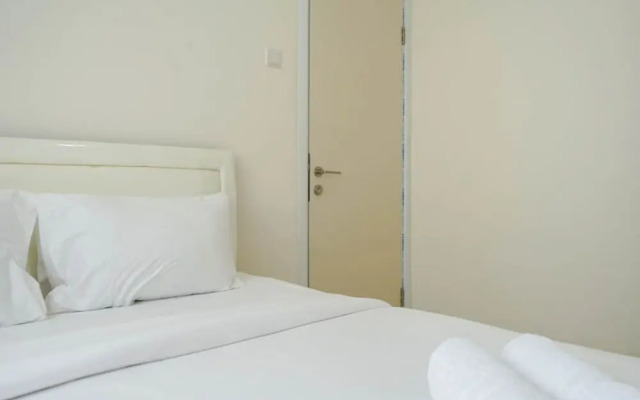 Comfortable 2BR Apartment at Green Pramuka near Mall