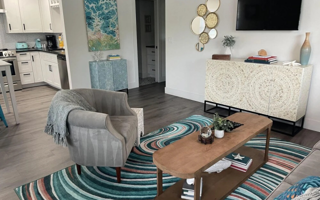 Orange Condo