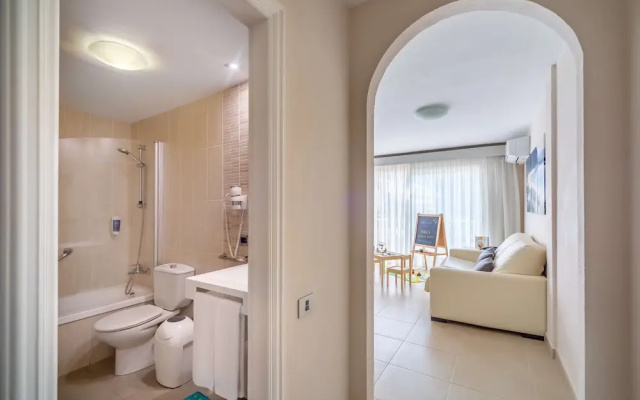 Отель Servatur Isora Suites