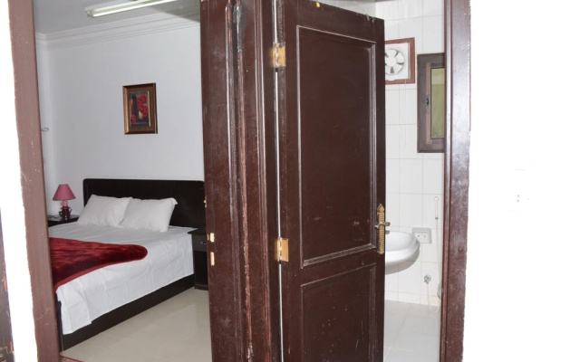 Al Eairy Furnished Apts Al Madinah 6