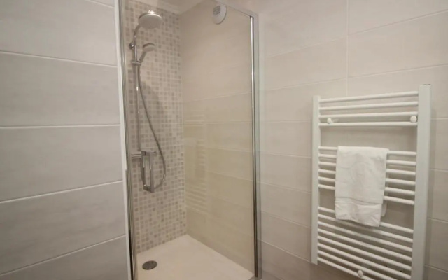 Appartement Mont-Dore, 2 pièces, 4 personnes - FR-1-608-98
