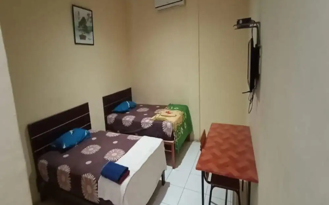 First Inn Hotel