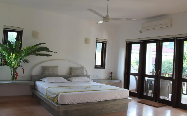 Kingfisher Hotel