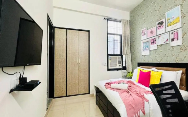 BluO 2BR Jaipur - Lift, Balcony, Parking, Terrace