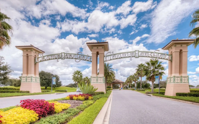 Gorgeous Private Pool Townhome at Champions Gate!