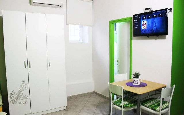 CroParadise Hostel & Apartments